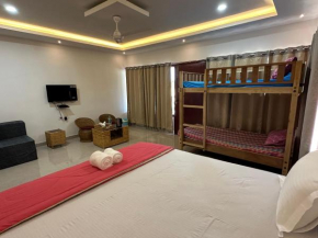 The Hill Site Lodge & Camp